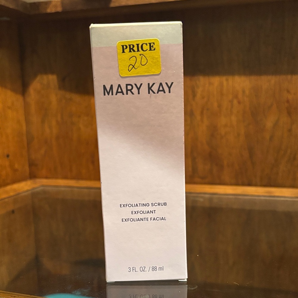 Mary Kay Pink and White Facial Exfoliating Scrub